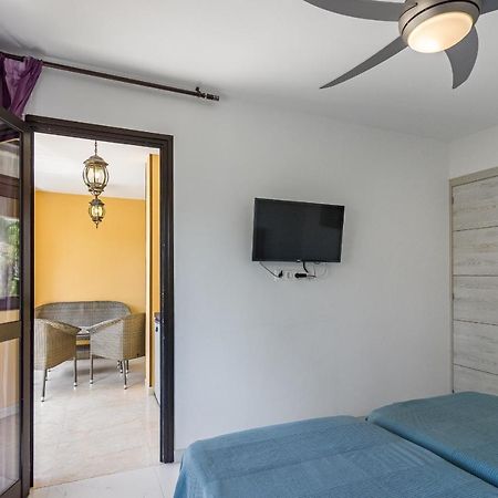 Amazing 3 Bedroom Apartment On The First Line Of The Best Las Americas Beach, Air Conditioner And Terrace Ocean View Плая де лас Америкас Екстериор снимка