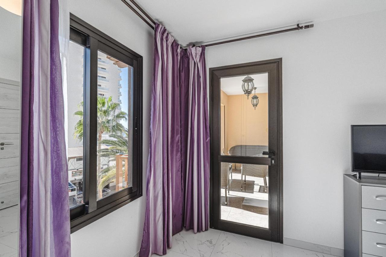 Amazing 3 Bedroom Apartment On The First Line Of The Best Las Americas Beach, Air Conditioner And Terrace Ocean View Плая де лас Америкас Екстериор снимка